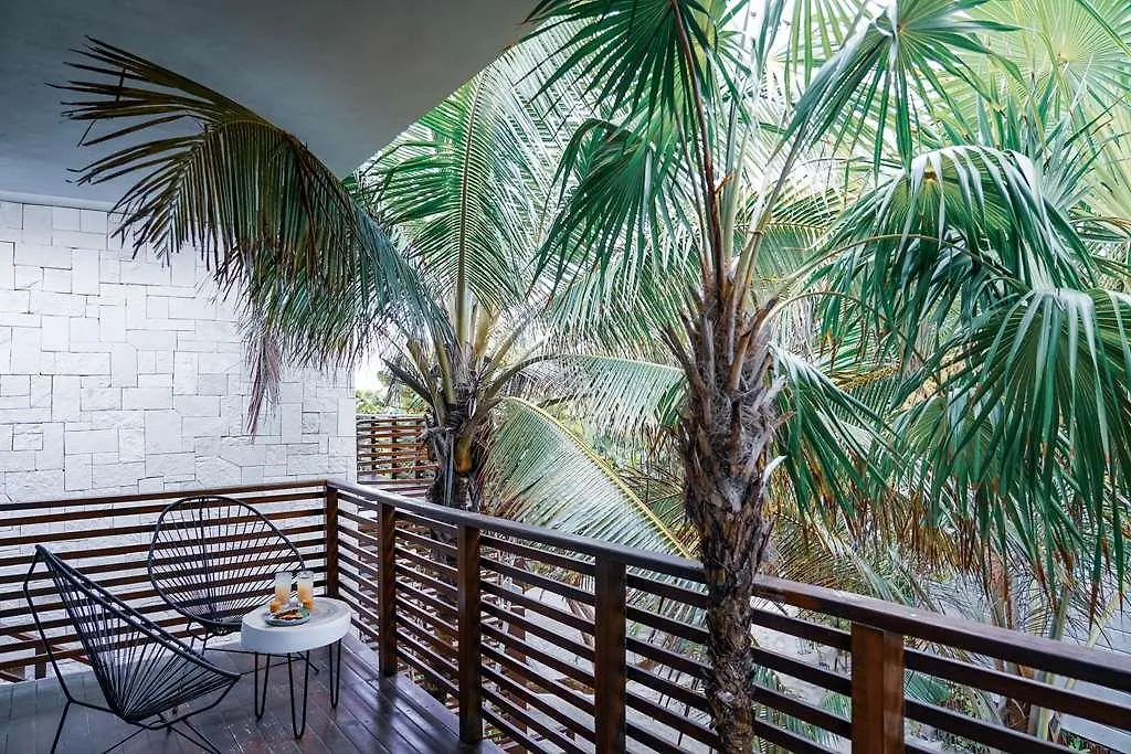 Lula Tulum, A Small Luxury Hotel