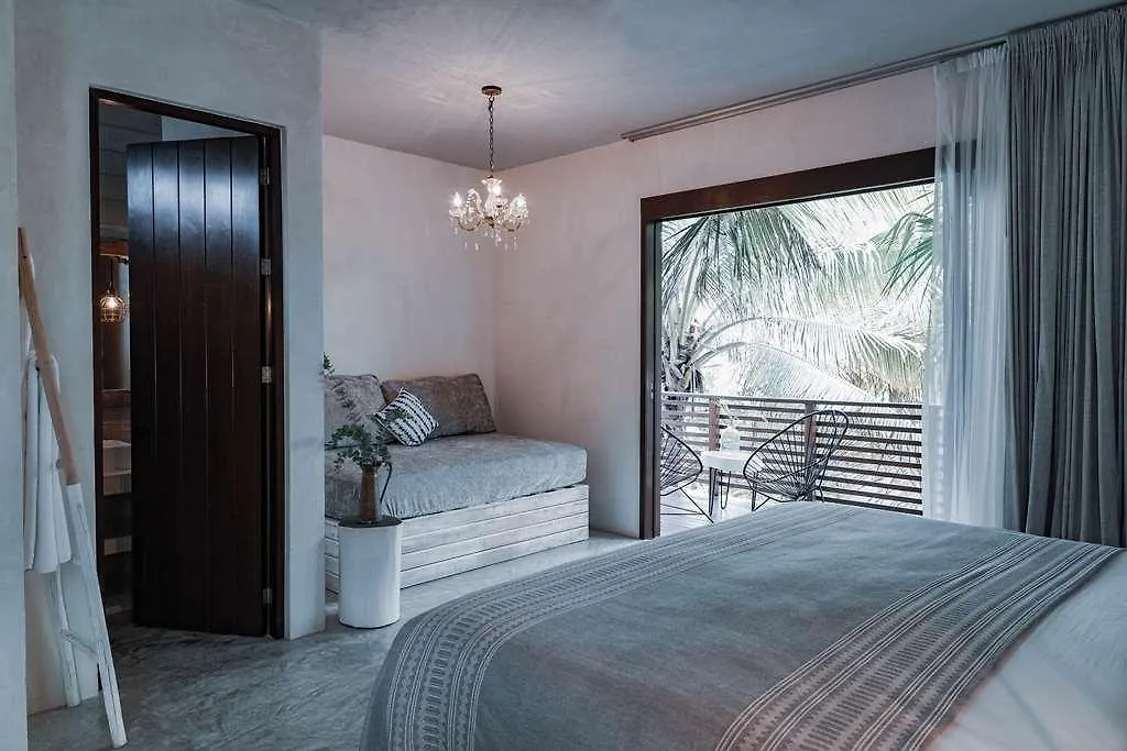 Lula Tulum, A Small Luxury Hotel